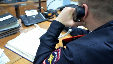 В Полярных Зорях сотрудники полиции раскрыли кражу мобильного телефона